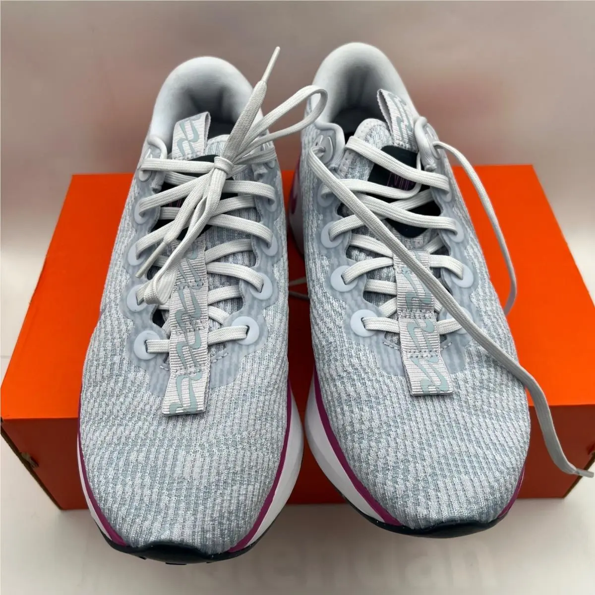 Nike shoes - Nike Motiva - Motiva - Gray 4