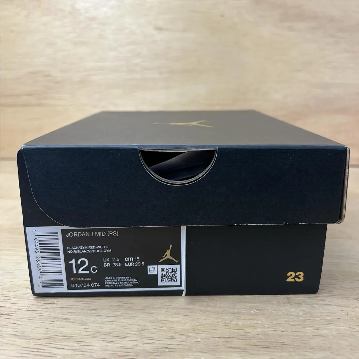 Nike shoes - Air Jordan 1 Mid - Air Mid - 640734-074 - Red (UPC: 194498268834) 5