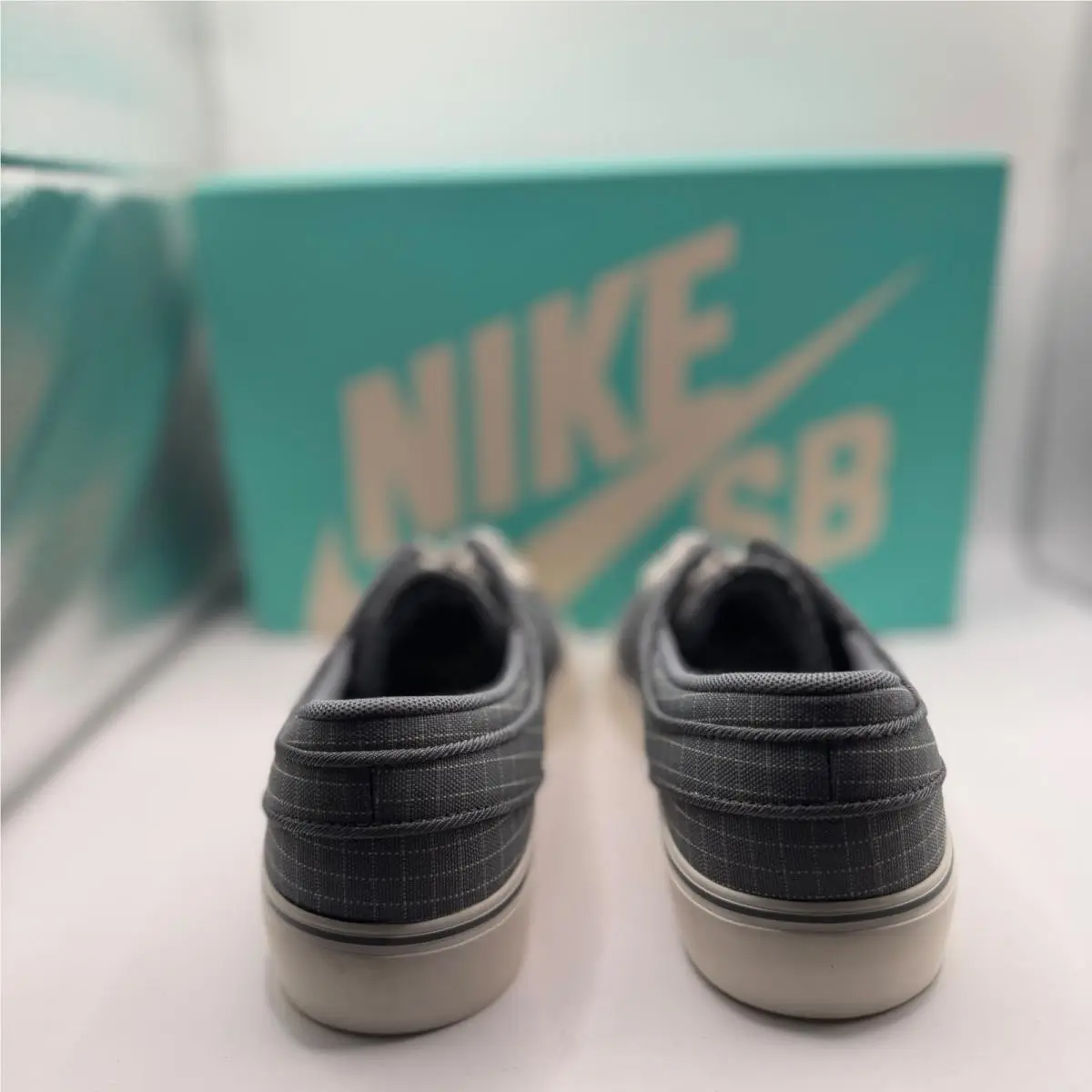 Nike shoes - Stefan Janoski GS - Stefan Janoski - Gray 3