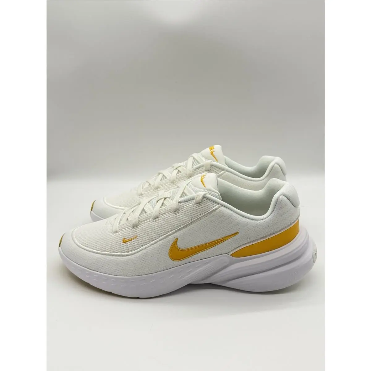 Nike shoes - Nike Uplift SC - Uplift - IB2765-105 - White 0