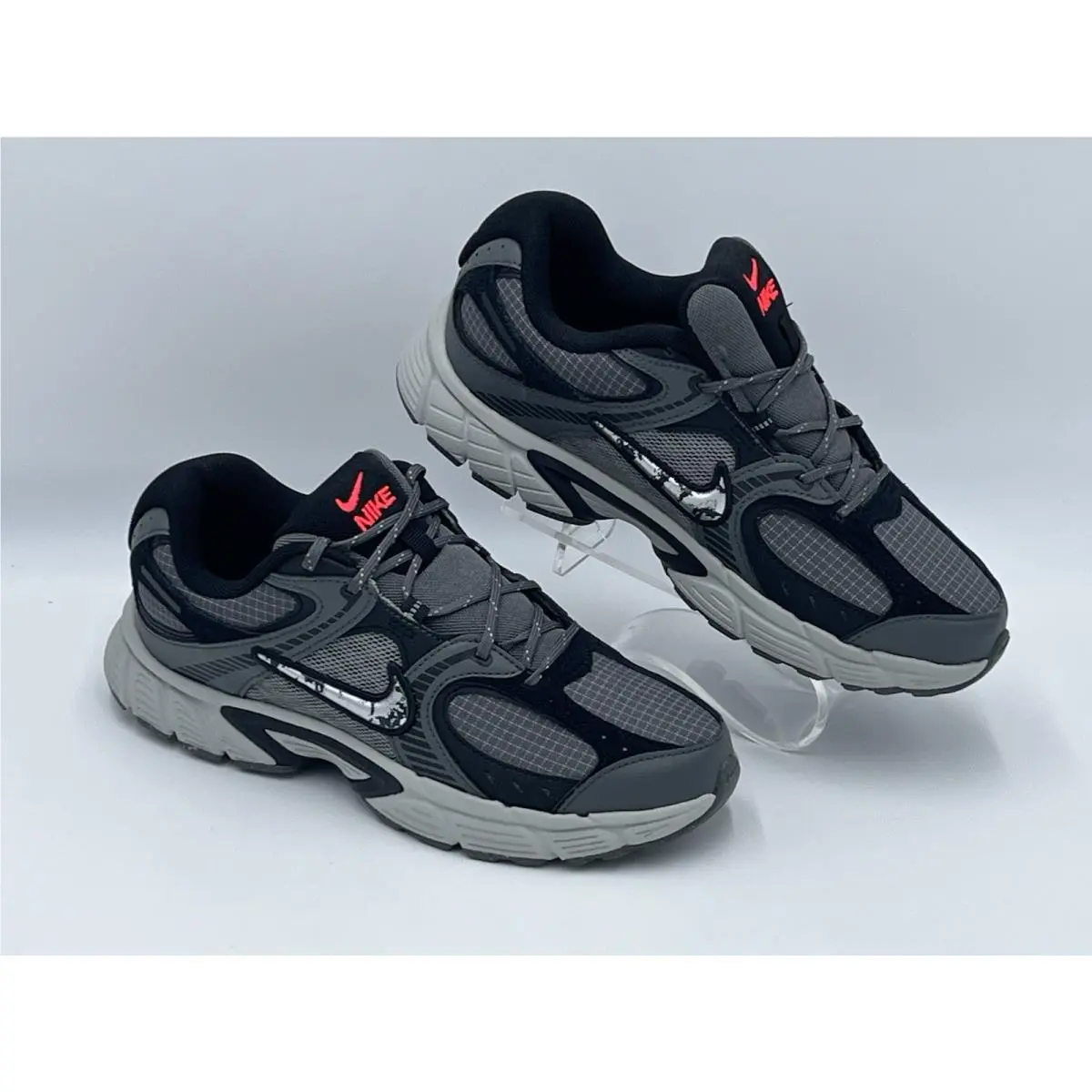 Nike shoes - Nike V5 RNR - RNR - IM6782-068 - Gray (UPC: 198487155198) 0
