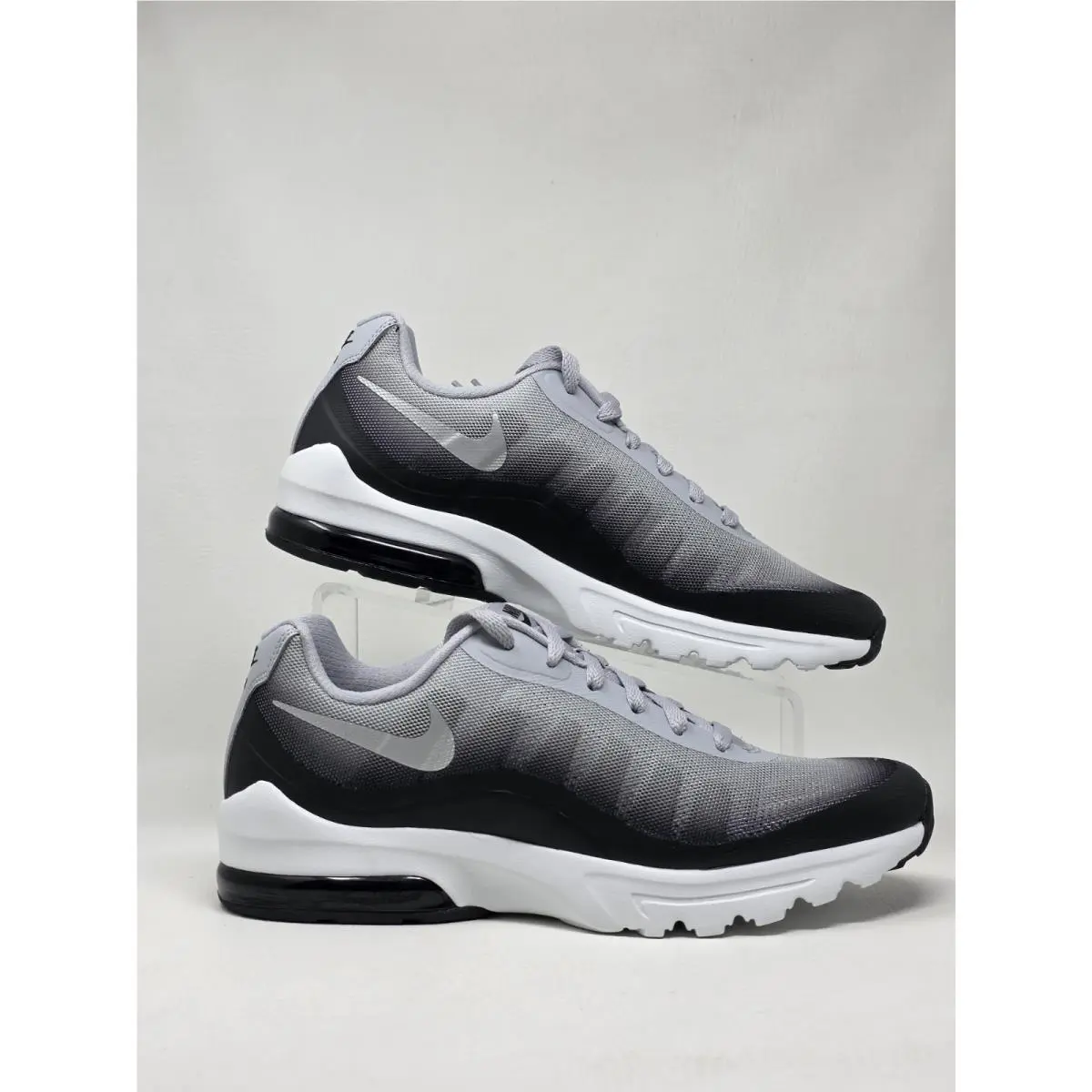 Nike shoes - Nike Air Max Invigor - Air Max Invigor - 749866 - Black 0