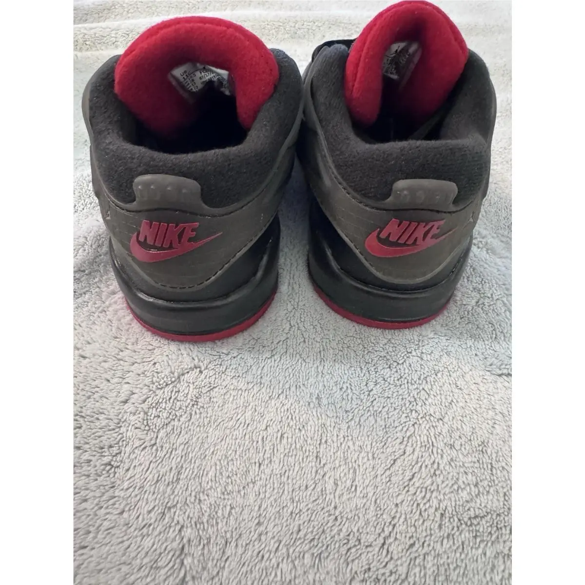 Nike shoes - 4 RM (PS) - BLACK RED GREY WHITE 9