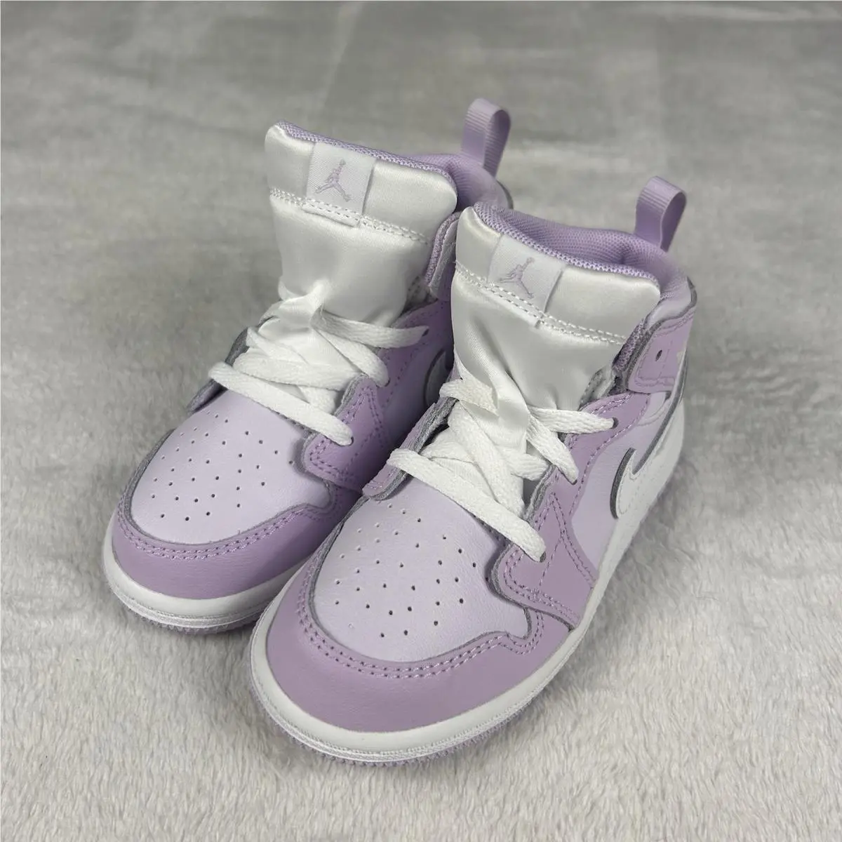 Nike shoes - Jordan 1 - Purple 1