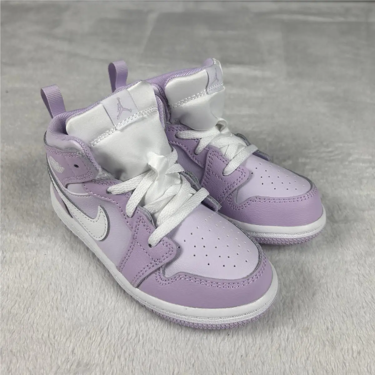 Nike shoes - Jordan 1 - Purple 3