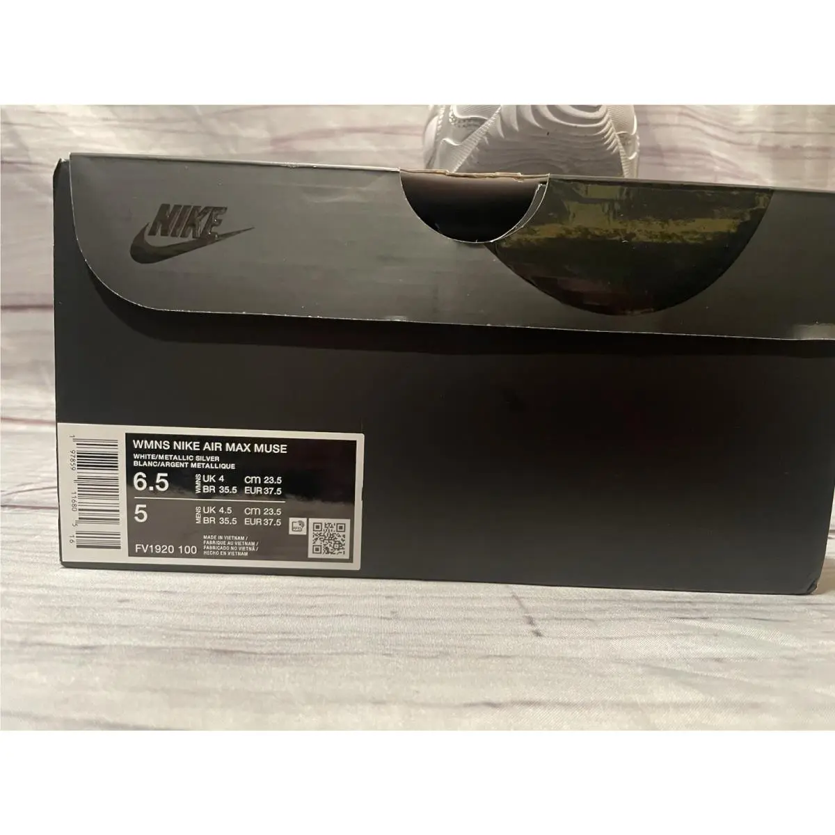 Nike shoes - Nike Air Max Muse - Air Max Muse - White/Pure Platinum/Metallic Silver 0