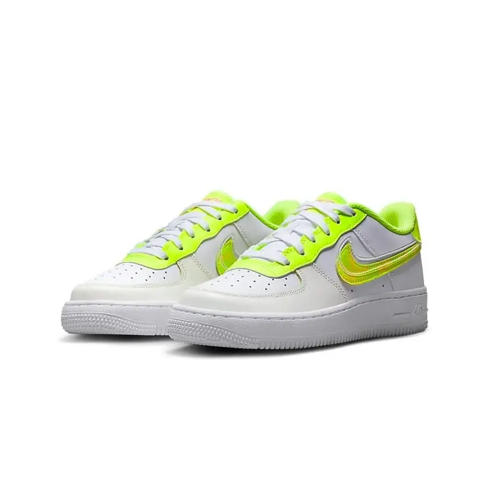Nike shoes - White 1