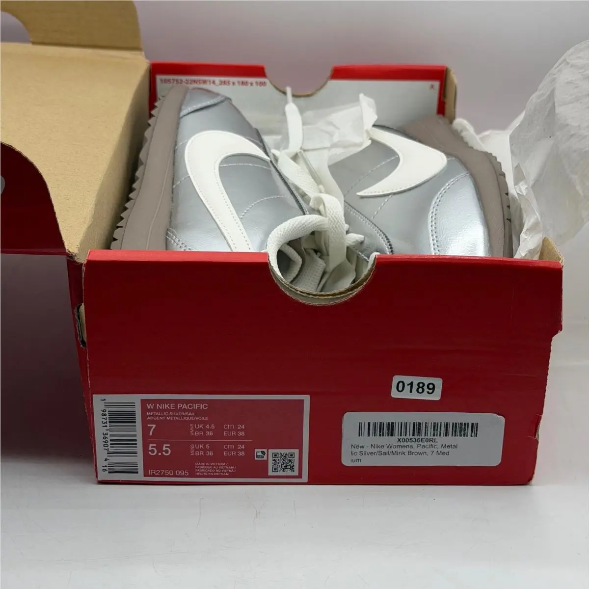Nike shoes - Silver 6