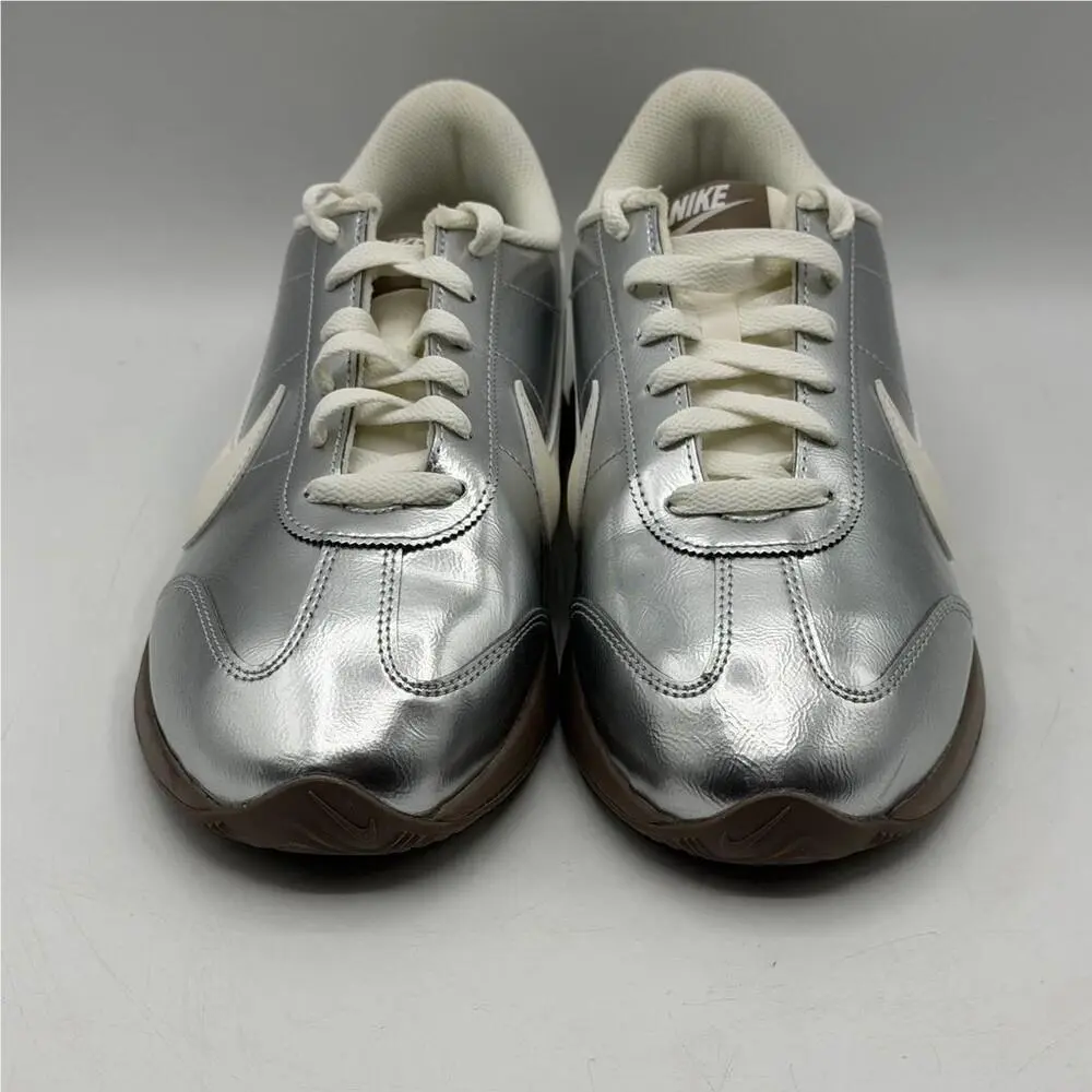 Nike shoes - Silver 0
