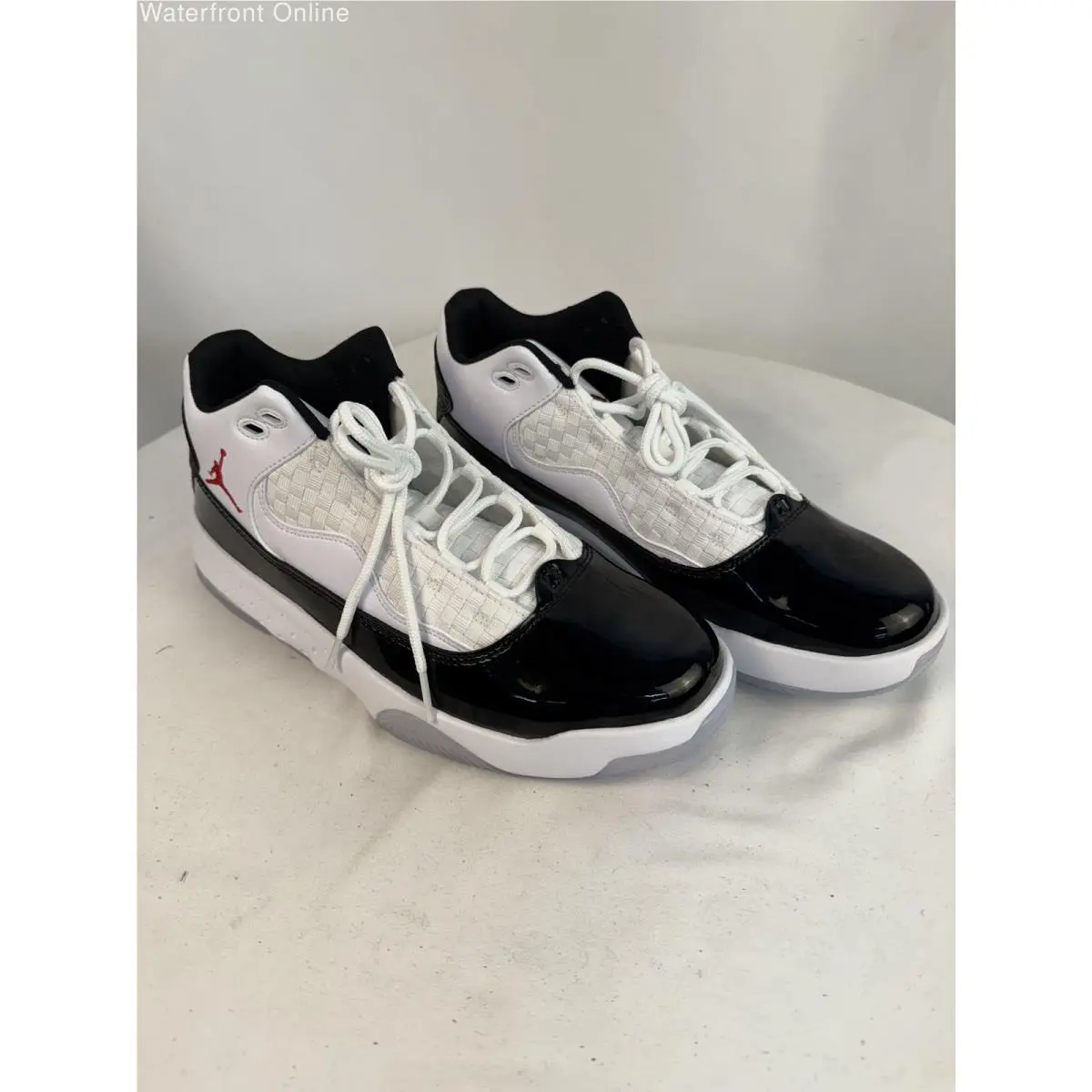 Nike shoes - Air Jordan Max Aura 2 - White/Black 0