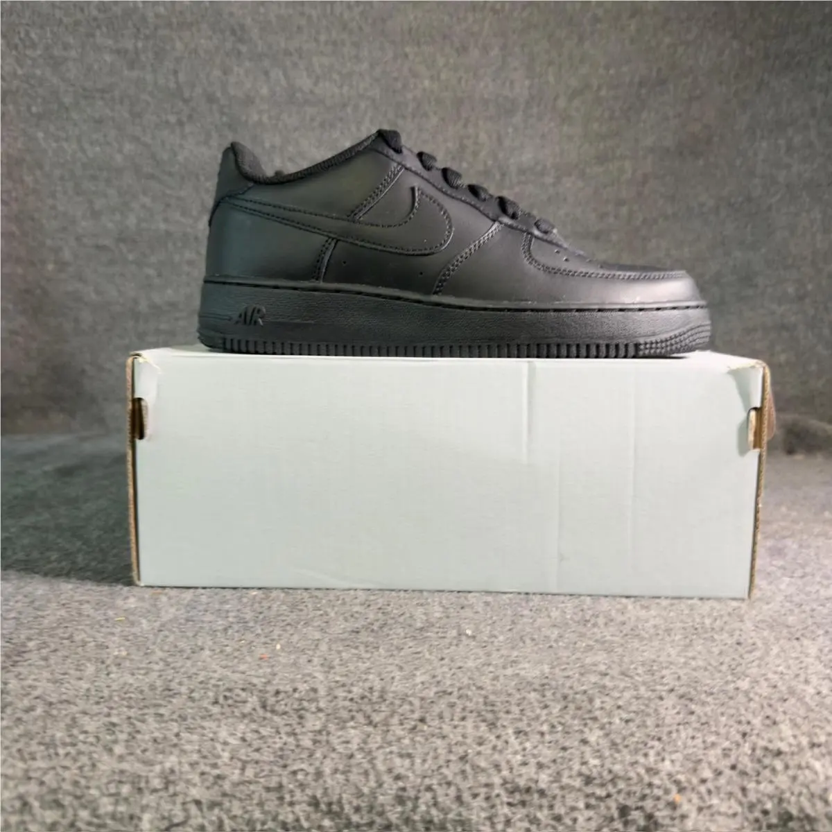 Nike shoes - Nike Air Force 1 LE (GS) - Black 0