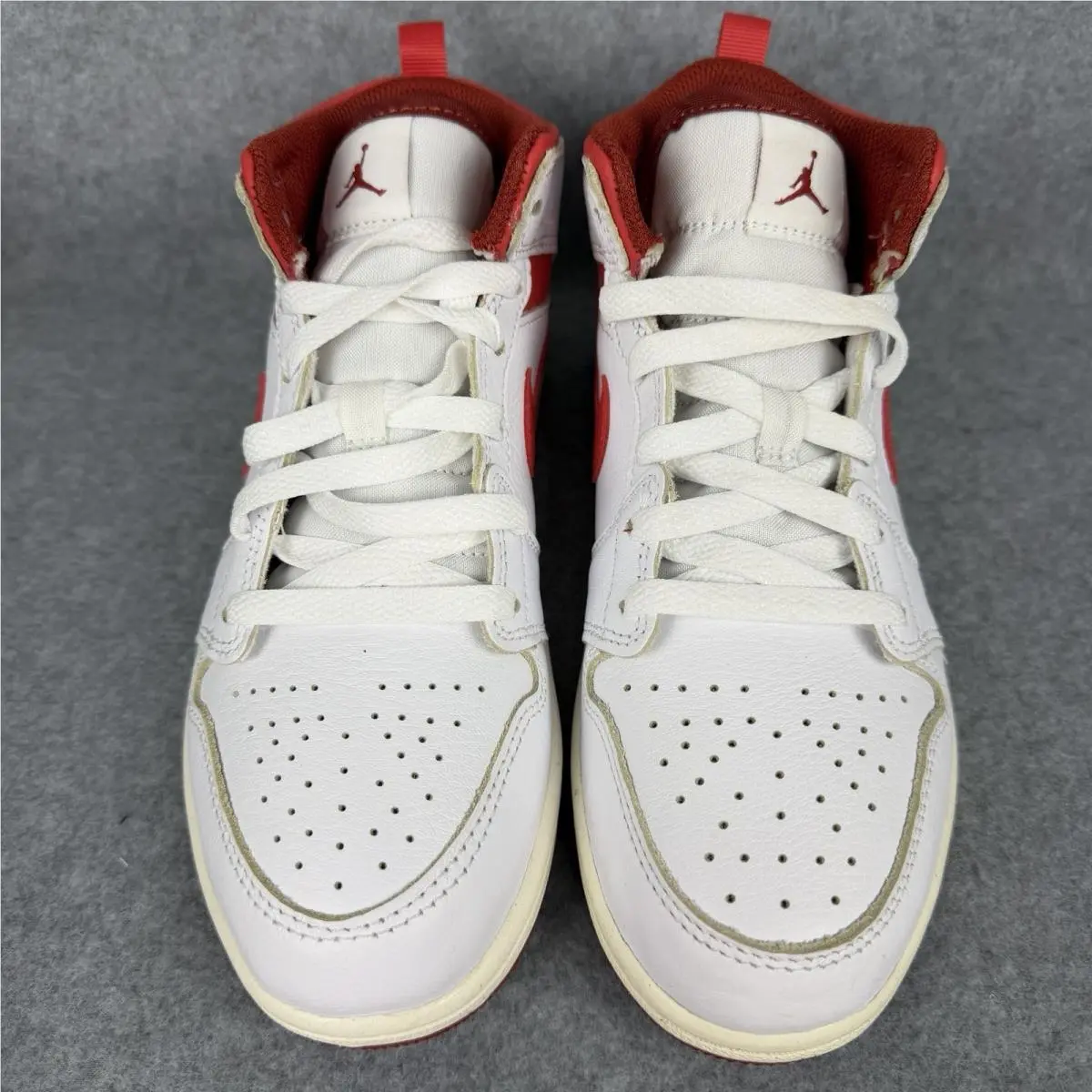 Nike shoes - Air Jordan 1 Mid SE - FJ3467-160 - White 4