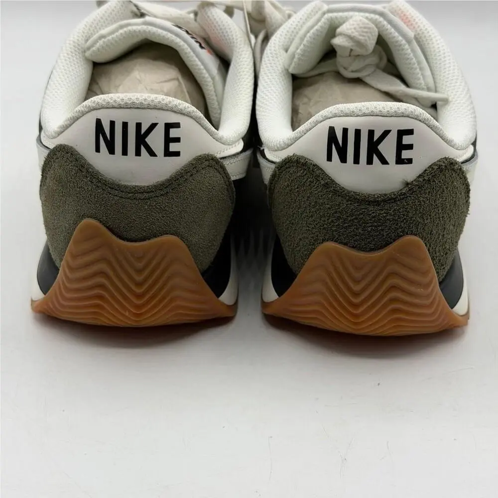 Nike shoes - Green 2