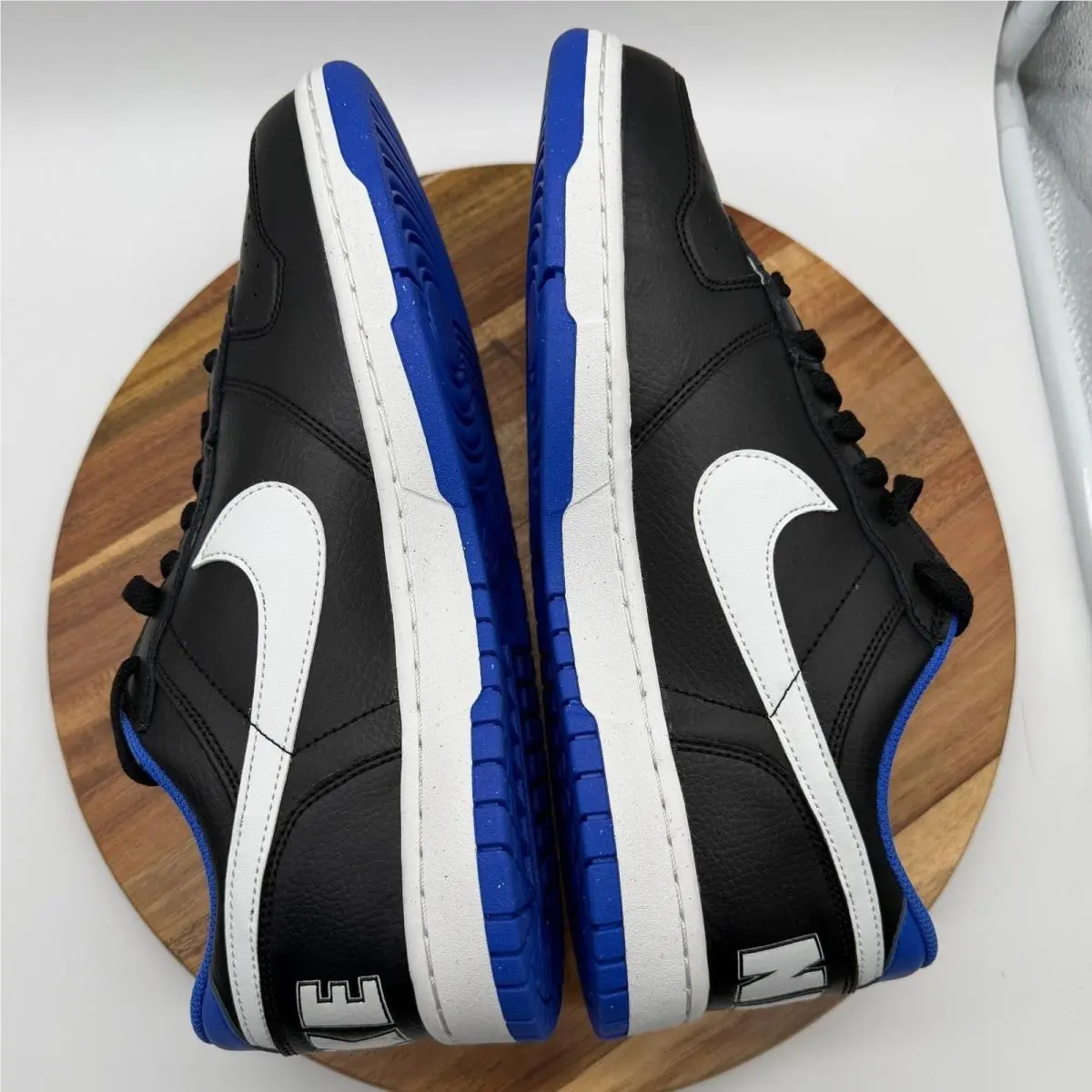 Nike shoes - Nike Big Nike Low - Big Low - Black 3
