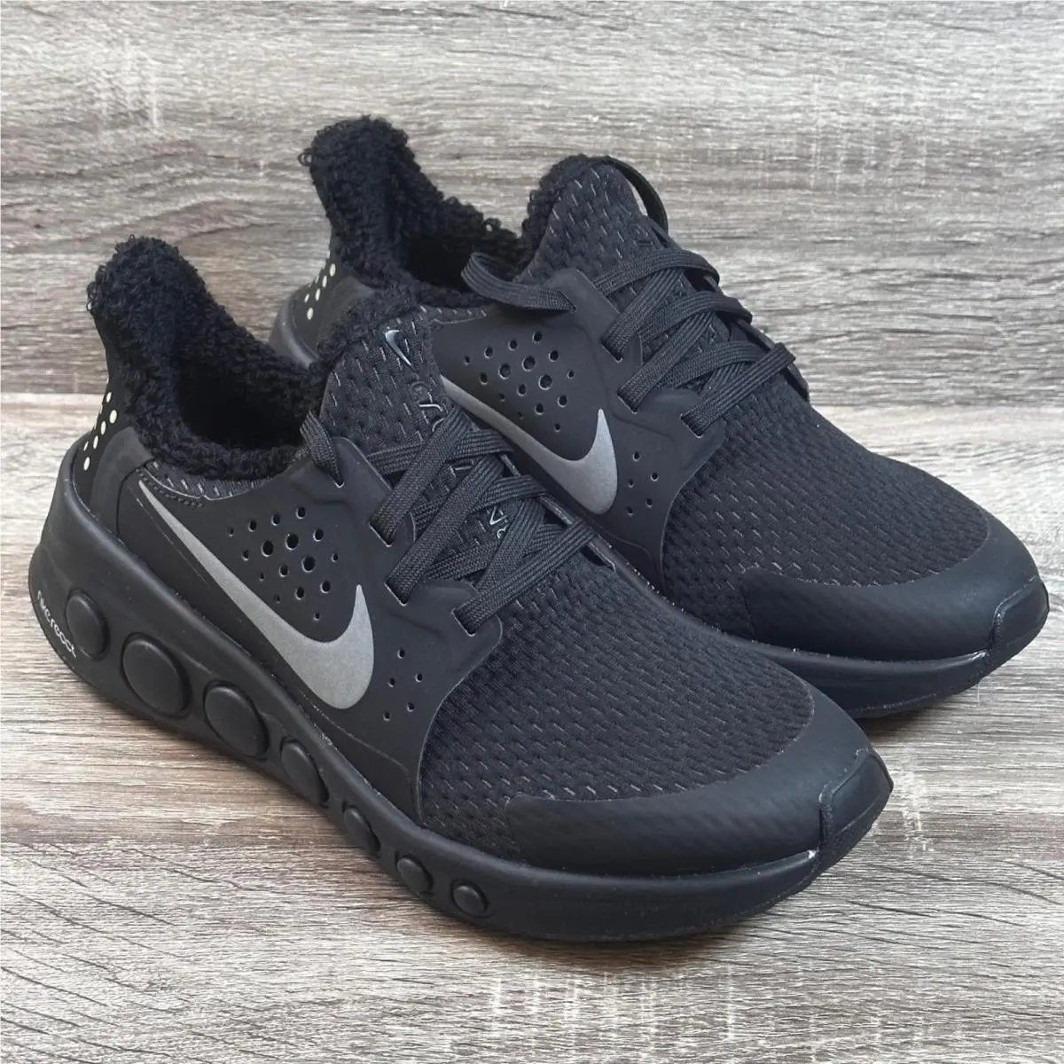 Nike shoes - Black 0