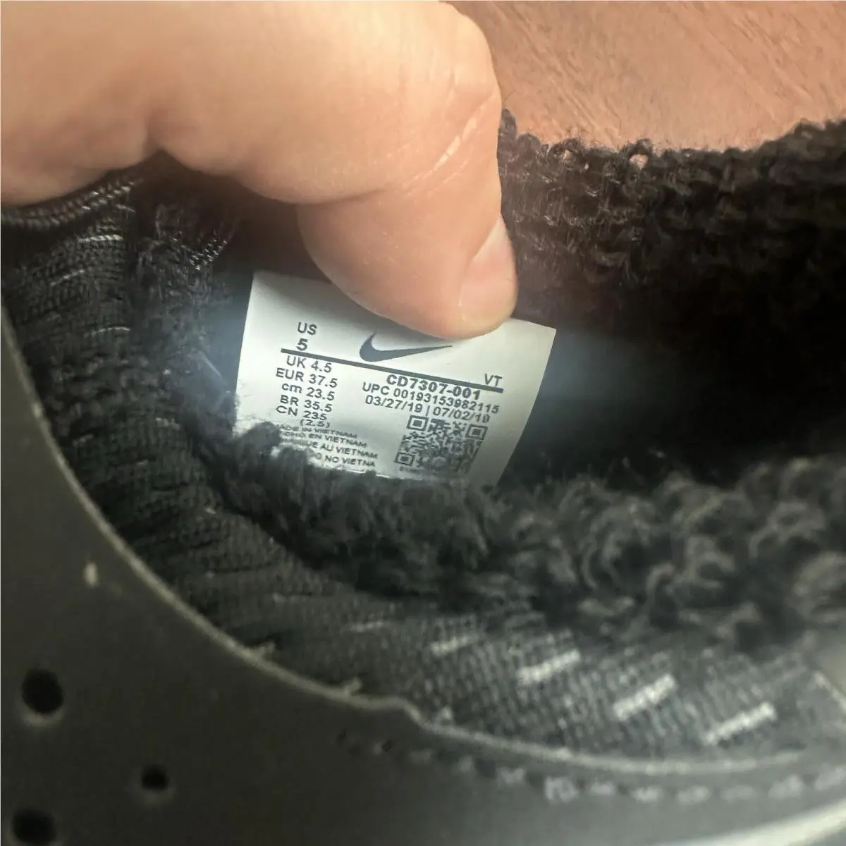 Nike shoes - Black 6