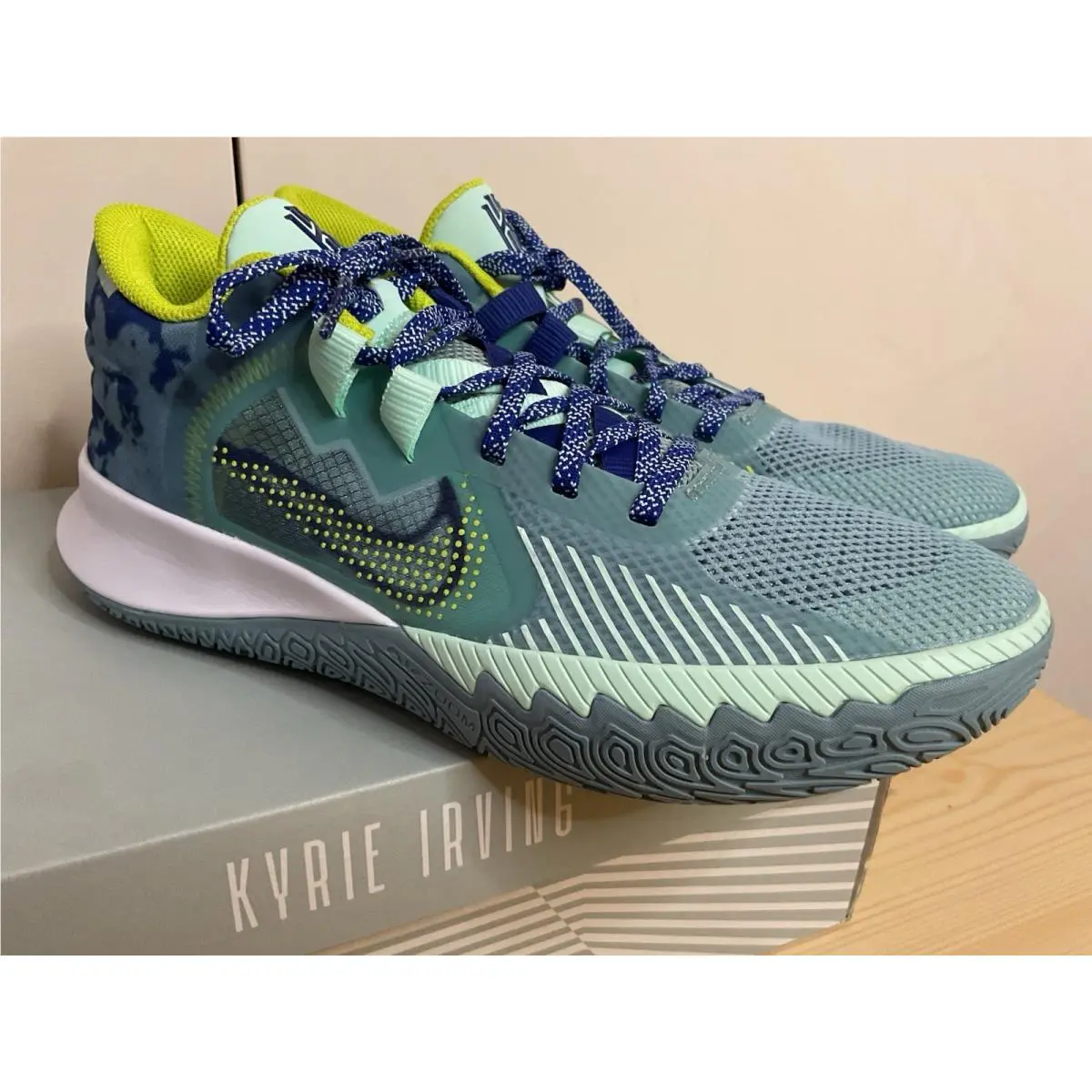 Nike shoes - Nike Kyrie Flytrap - Kyrie Flytrap - Ocean 1
