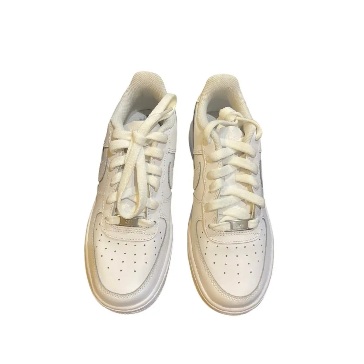 Nike shoes - White 1