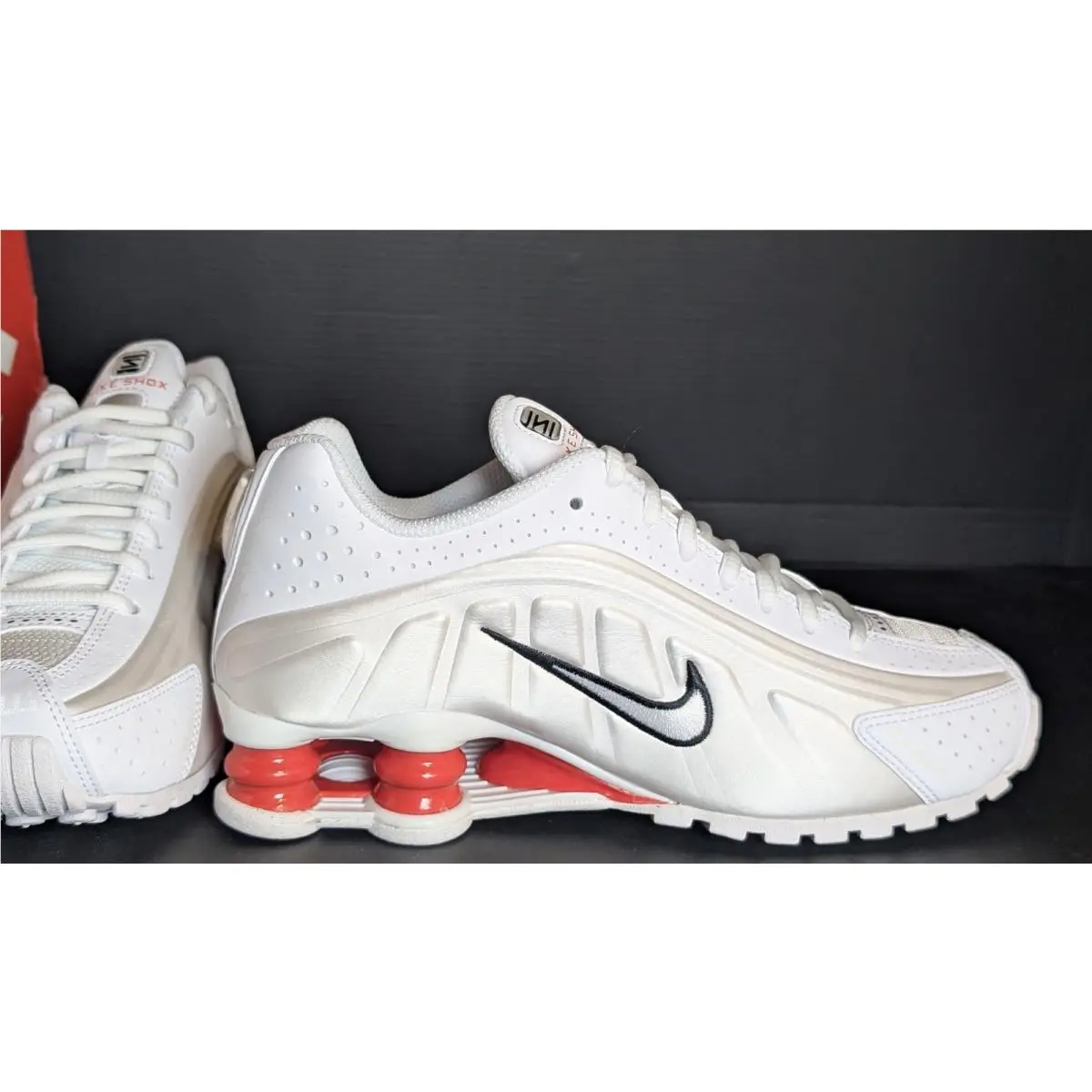 Nike shoes - Nike Shox R4 - Shox - Red (UPC: 197863845524) 1