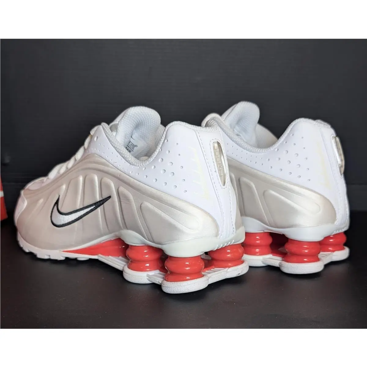 Nike shoes - Nike Shox R4 - Shox - Red (UPC: 197863845524) 5