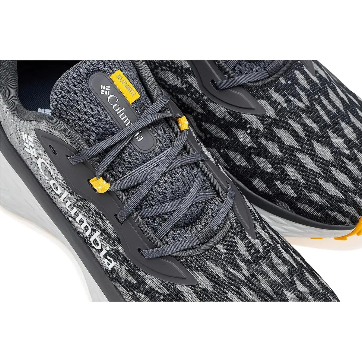 Columbia shoes - Black/Voltage 32