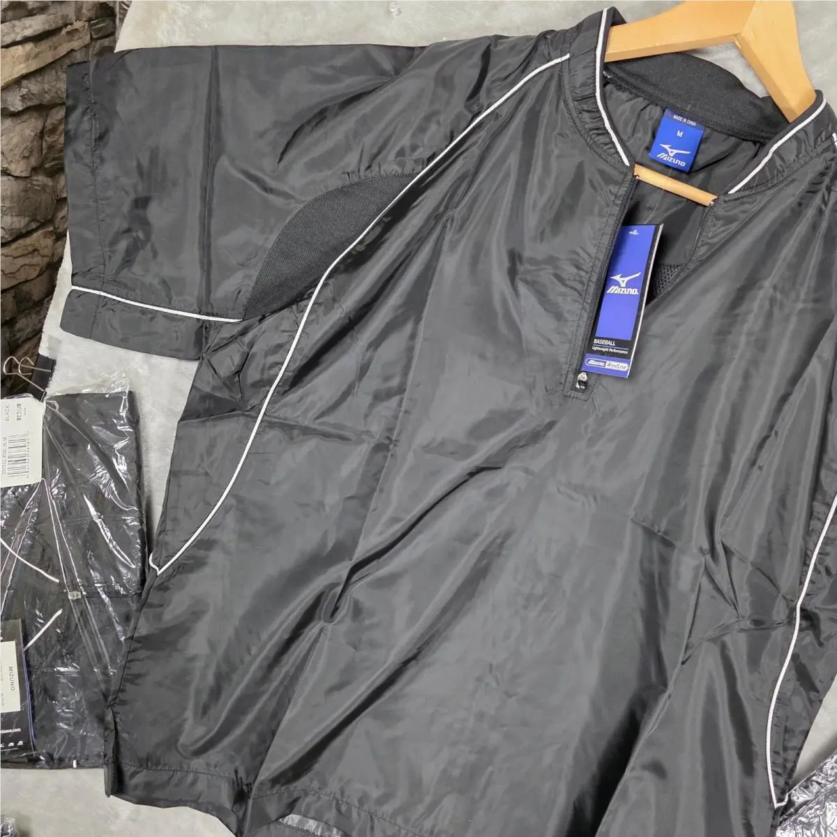 Mizuno clothing - Black 2