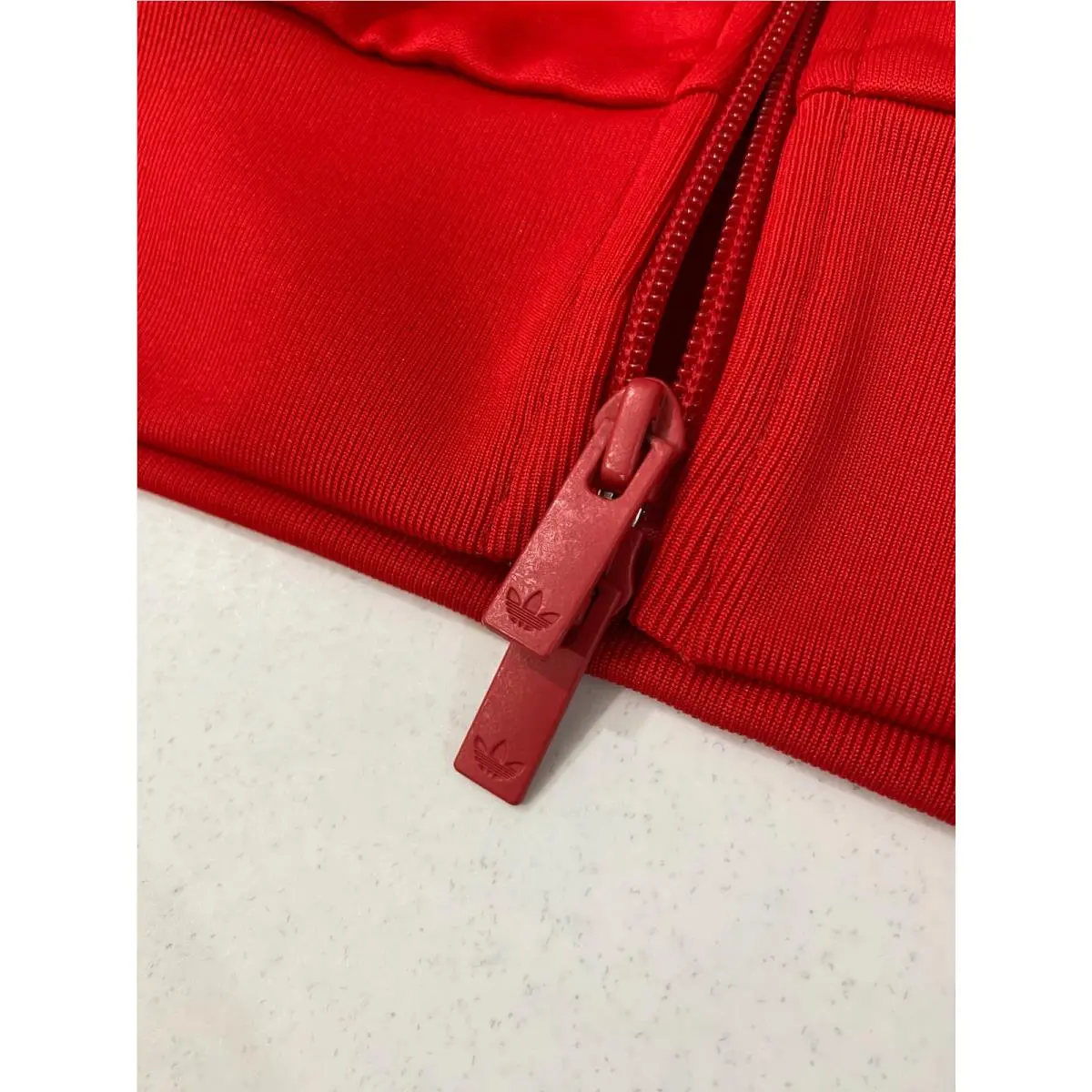 Adidas clothing - Vivid Red Black 4