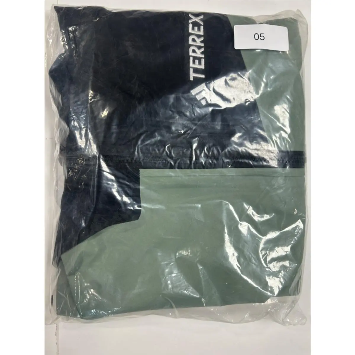 Adidas clothing - Green 14