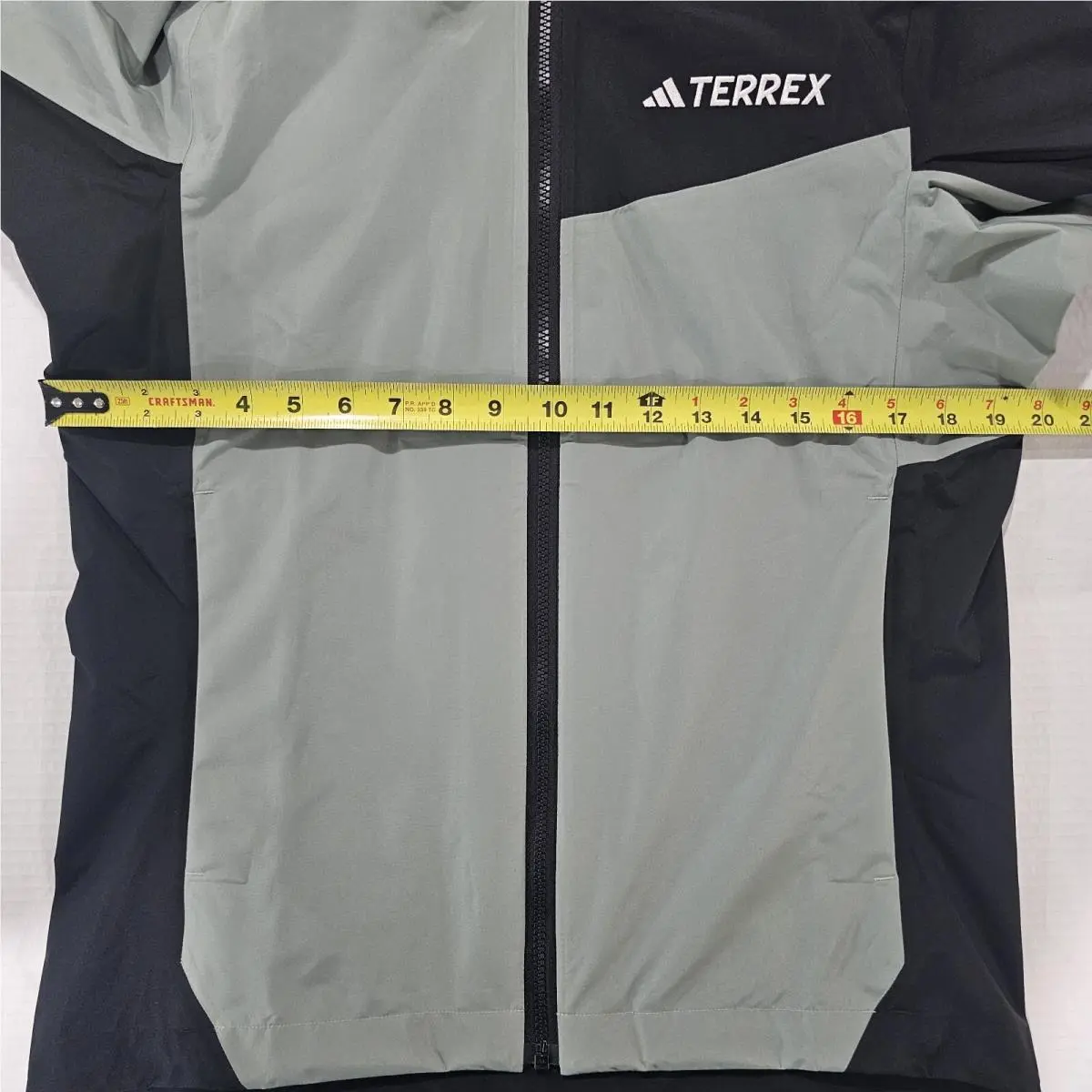 Adidas clothing - Green 2