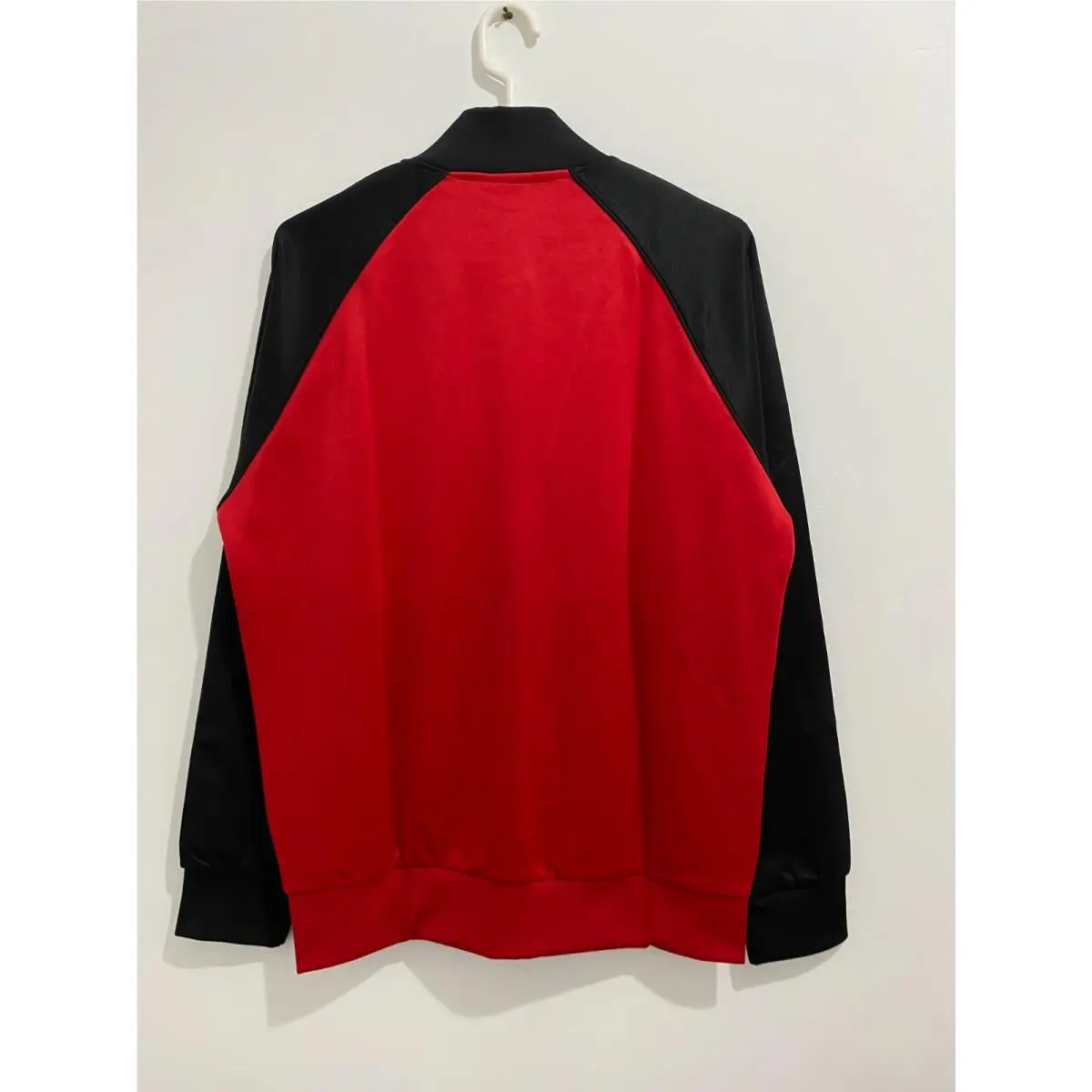 Adidas clothing - Better Scarlet Black 0