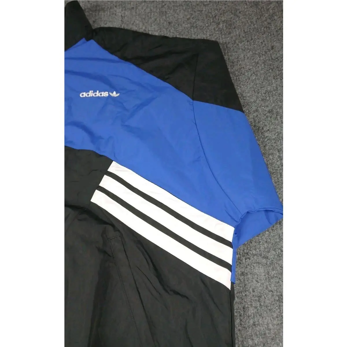 Adidas clothing - Black 3