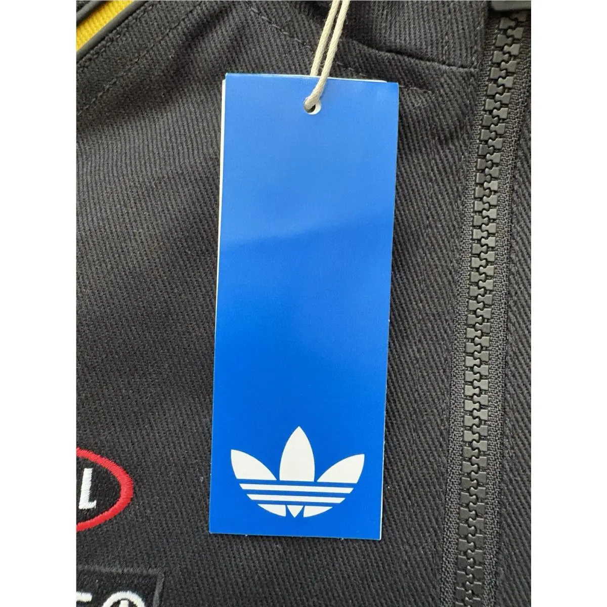 Adidas clothing - KG2679 - KG2679 - Black/Yellow 4
