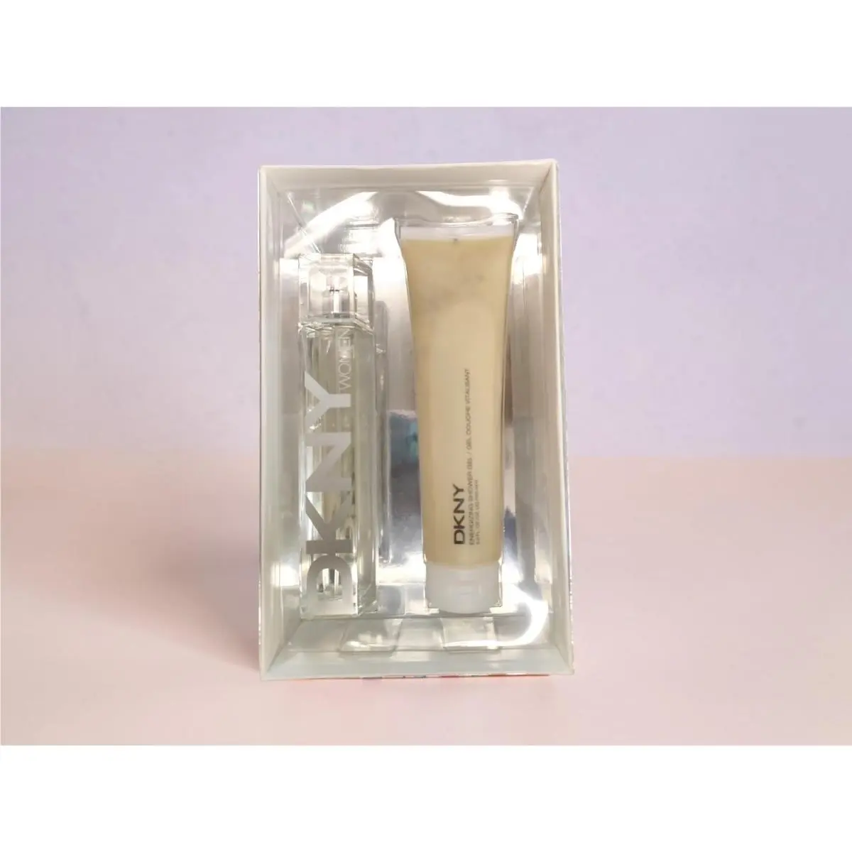 City Chic Dkny Women Set By Donna Karan 2 Pc`s Edt oz Shower Gel 5 oz