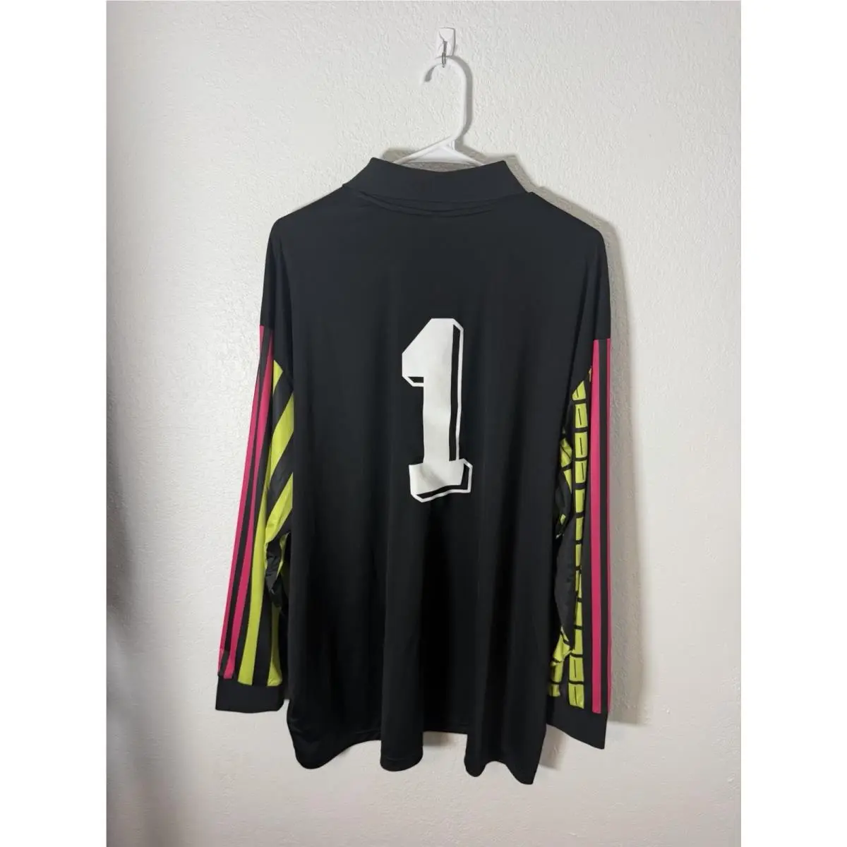 Adidas clothing - Adidas Archive - Archive - KC7918 - Red/Neon Green/Black 3