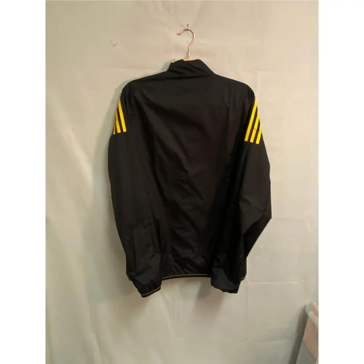 Adidas clothing - Reversable - Reversable - Yellow (UPC: 197609465702) 1
