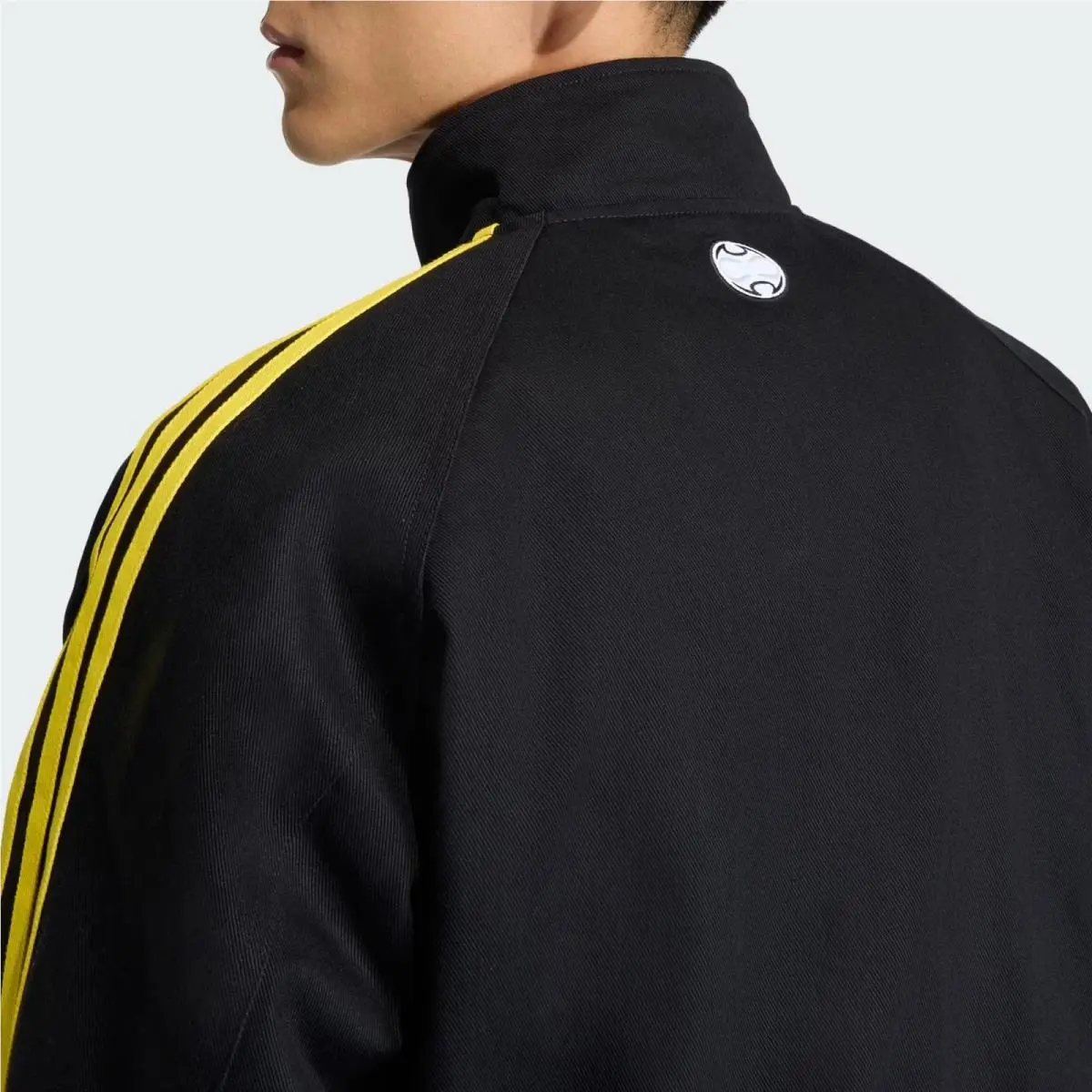 Adidas clothing - Black (UPC: 198323022073) 4