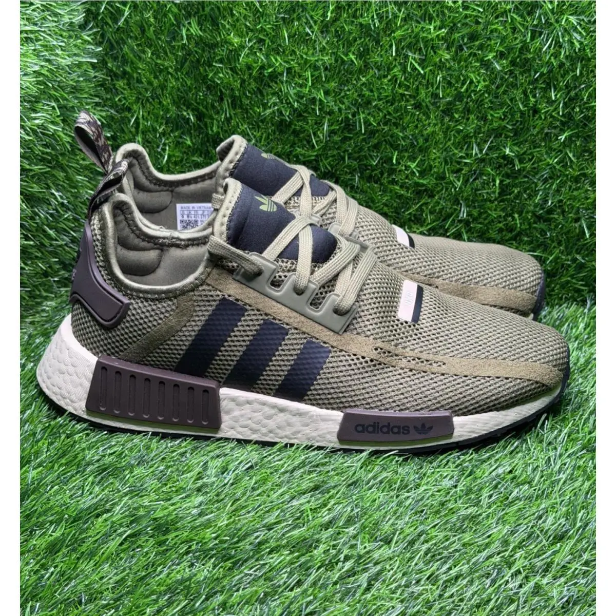 Adidas shoes - adidas NMD R1 - NMD - Green 2