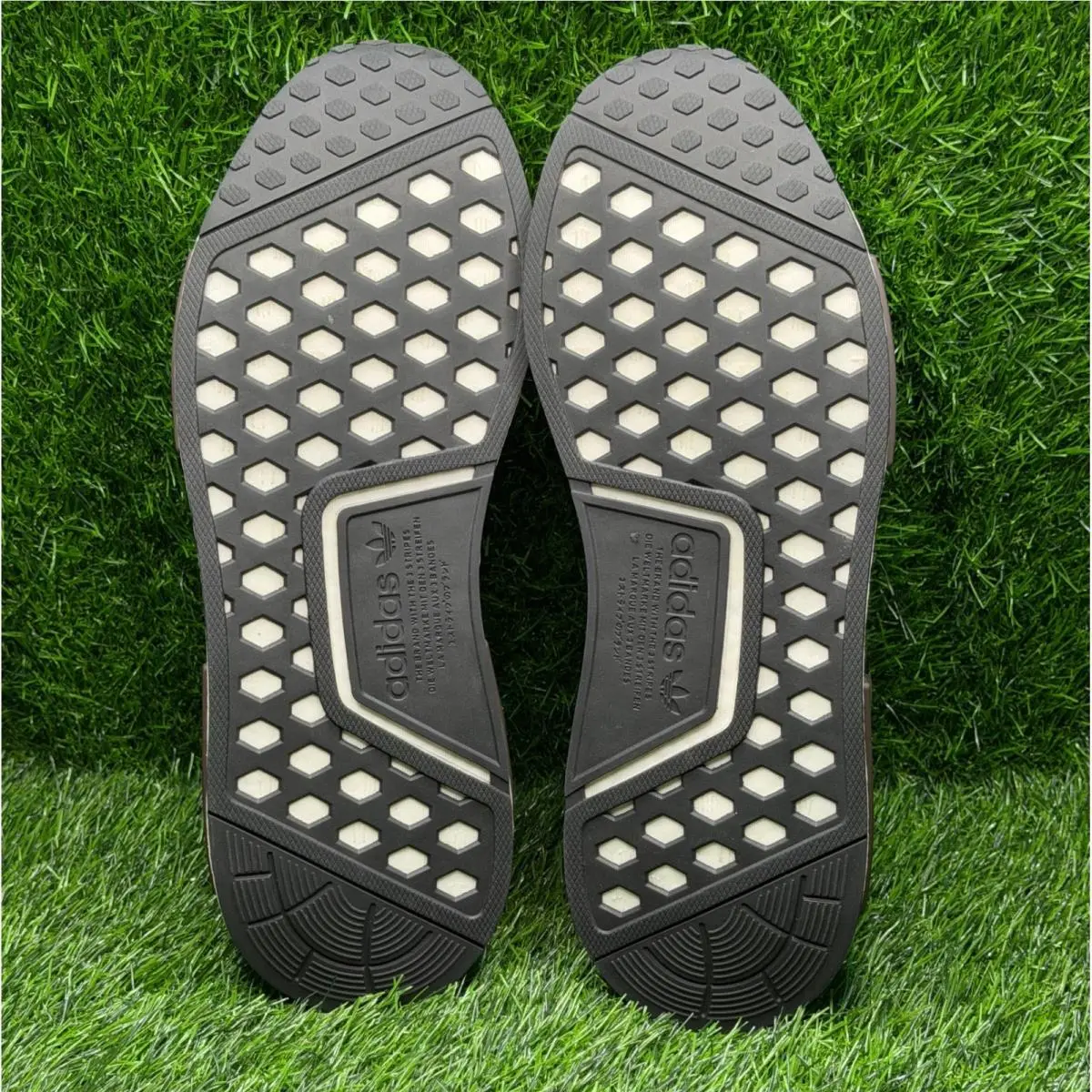 Adidas shoes - adidas NMD R1 - NMD - Green 6