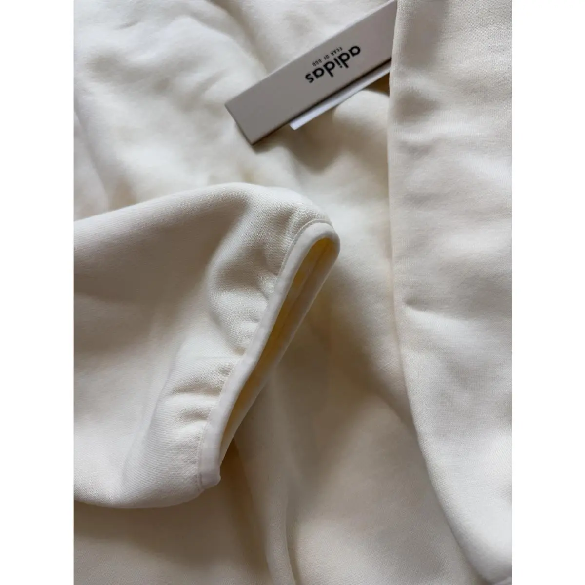 Adidas clothing - KC7303 - KC7303 - White 4