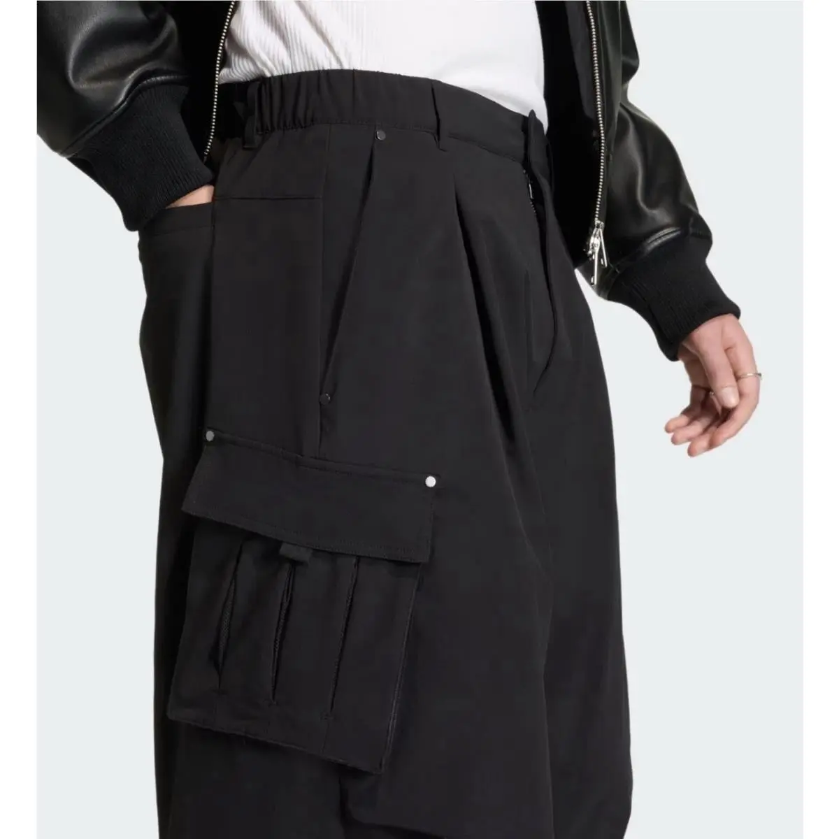 Adidas clothing - adidas Originals Premium Essentials Utility Cargo Pants - KD2780 - Black (UPC: 198327984155) 2