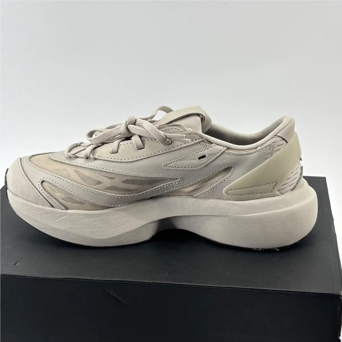 Adidas shoes - Adidas Lightblaze Evo - Lightblaze Evo - Beige 4