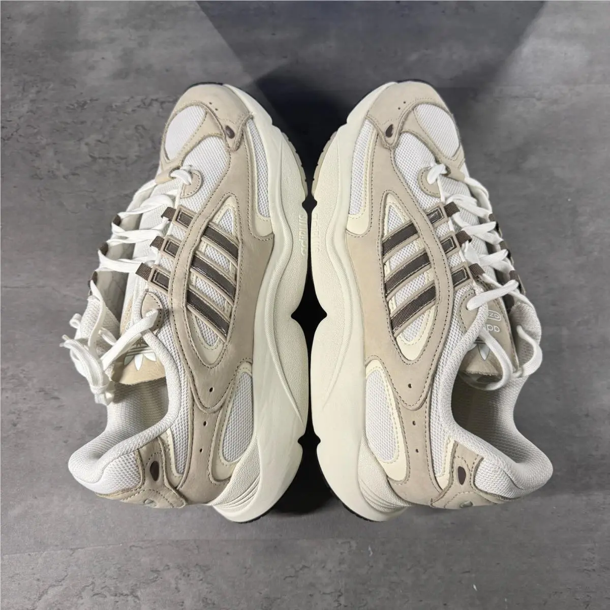 Adidas shoes - Ozmillen - Ozmillen - White 2