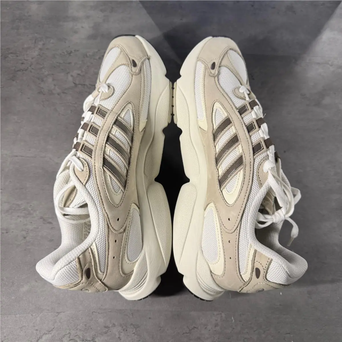 Adidas shoes - Ozmillen - Ozmillen - White 3
