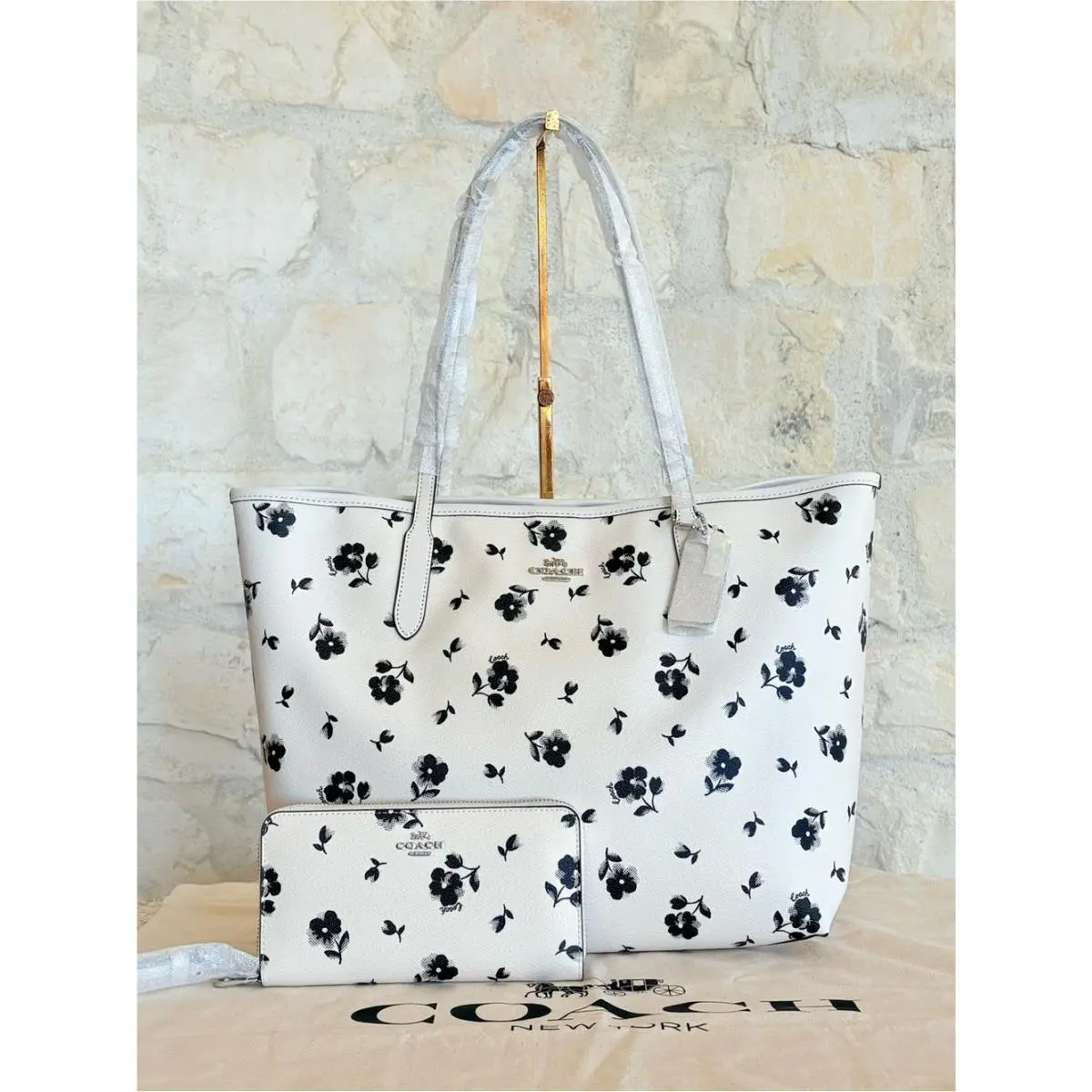 Coach City Tote Floral Print Shoulder Bag / Matching Wallet Option Chalk Multi