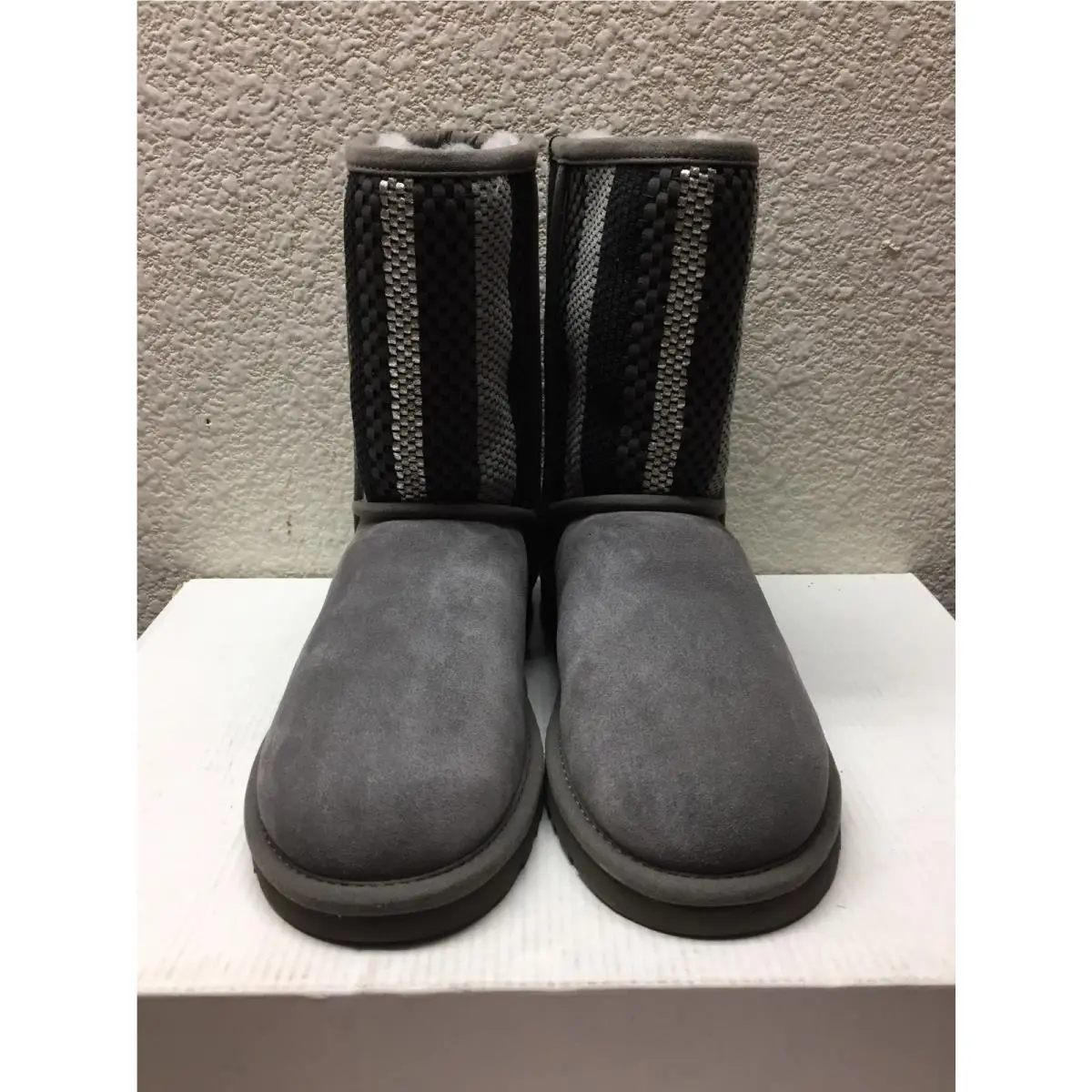 UGG shoes - UGG CLASSIC SHORT - CLASSIC SHORT - CHARCOAL 1