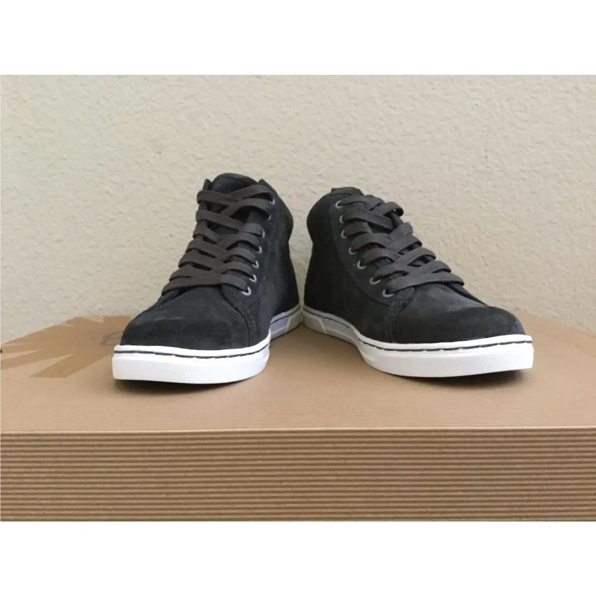 UGG shoes - ASPHALT / BLACK 1