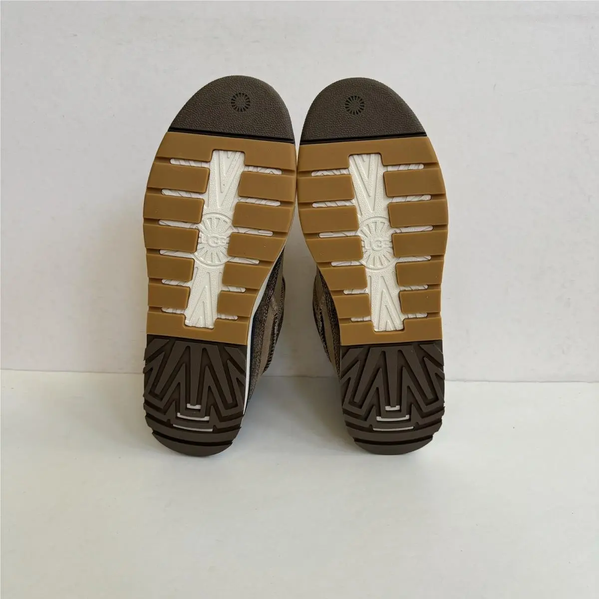 UGG shoes - SAND 3
