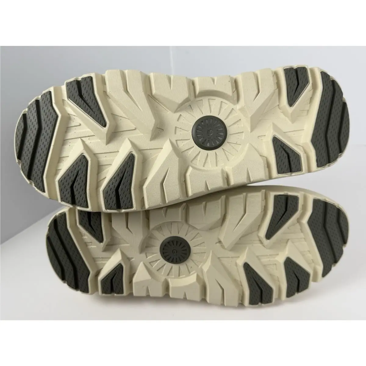 UGG shoes - UGG Heritage - Heritage - moss green 15