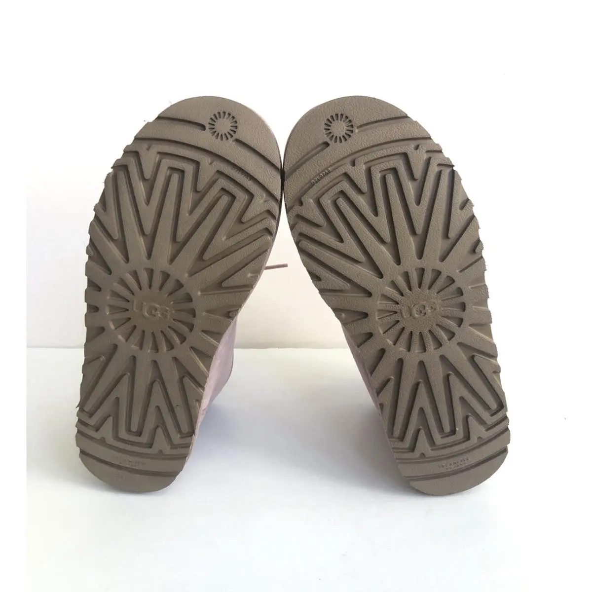 UGG shoes - Dusk 3