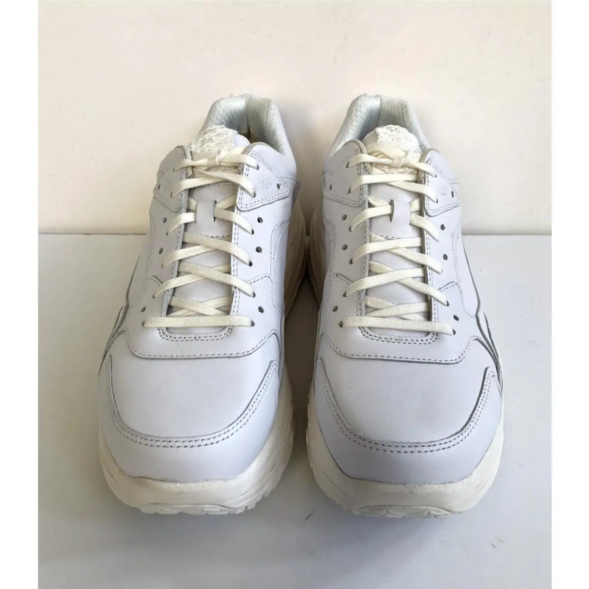 UGG shoes - White 1